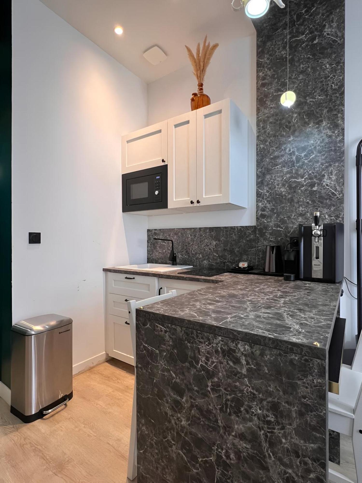 Studio 20 M2 Pour 2 Personnes Марсель Экстерьер фото